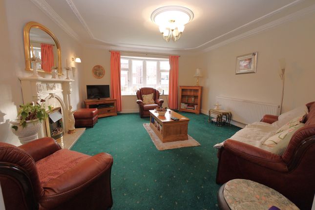 Ryburn, Main Street, Doncaster photo 2