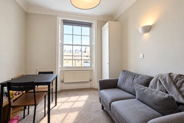 Flat 8, 4, Devonshire Terrace, London photo 2