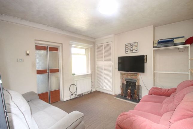 20a, Stanley Avenue, Greenford photo 2