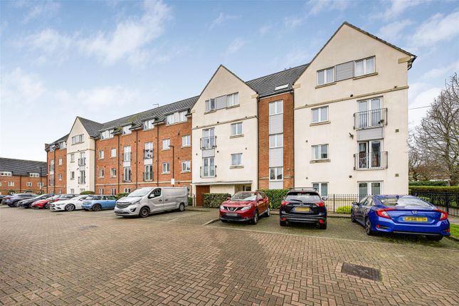 Thumbnail Flat for sale in Academy Place, Osterley, Isleworth