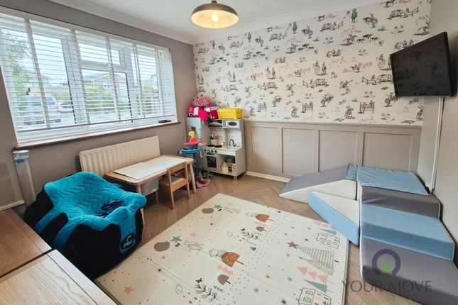 57, Manor Way, East Sussex photo 4
