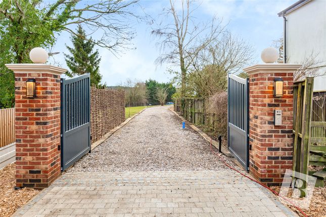 Thumbnail Bungalow for sale in London Road, Stanford Rivers, Ongar, Essex