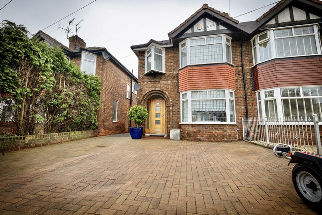 Thumbnail Semi-detached house for sale in Wold Road, Hull