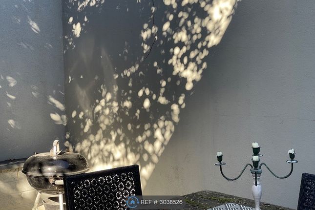 Hackney, London photo 3