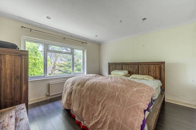 Thumbnail Flat for sale in Northcote, Pinner