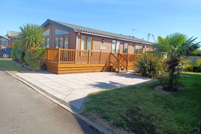13, Garstang Road West, Blackpool photo 3