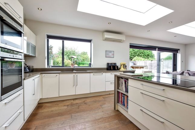 20, Marlborough Avenue, Ruislip photo 2