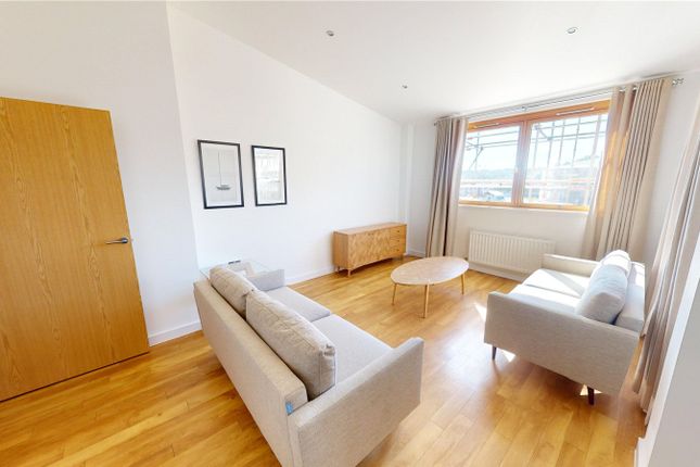 30, The Crescent, Harbourside photo 3