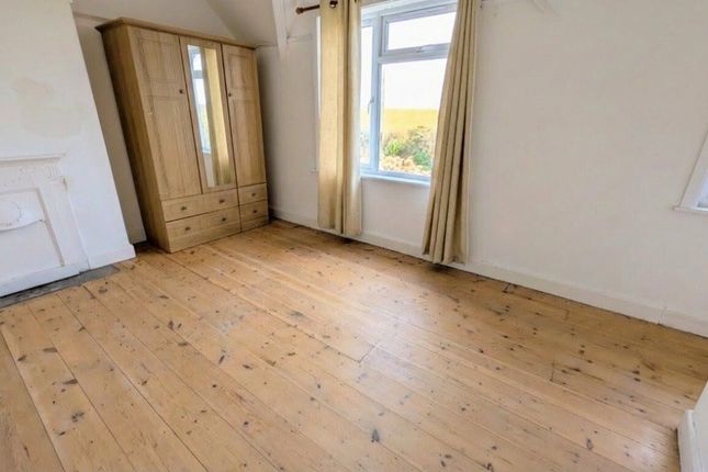 1 Balnoon, Halsetown, St. Ives photo 4