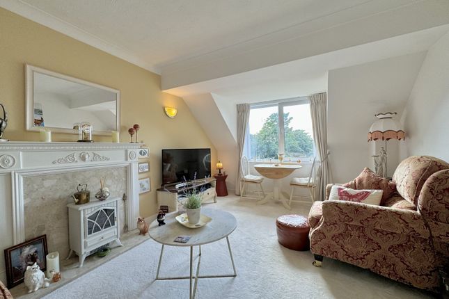 Flat 22,, Homerowan House, Thorpe Bay photo 4