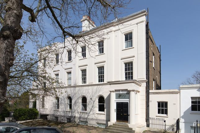 Flat for sale in Camberwell Grove, Camberwell