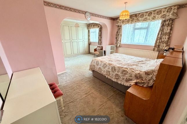 Old Bedford Road, Luton photo 5