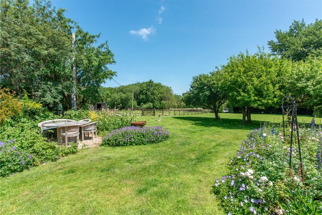 Pheasants Cottage, 31, Lower Fyfield, Wiltshire photo 2