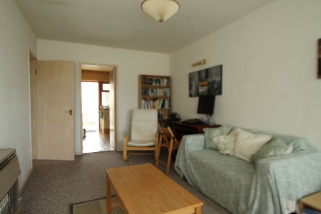 5, Tal Y Fan, Glan Conwy photo 3