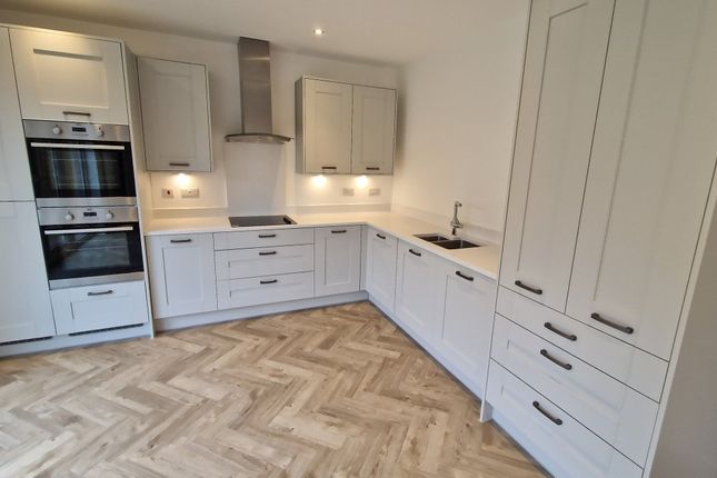 16, Blackmore Drive, Exeter photo 5