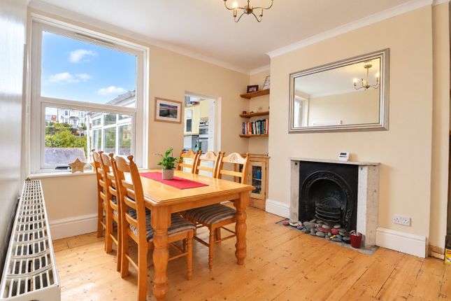 26, Lime Grove, Devon photo 3