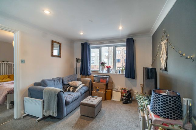 Flat 5, Whincup Close, Knaresborough photo 2