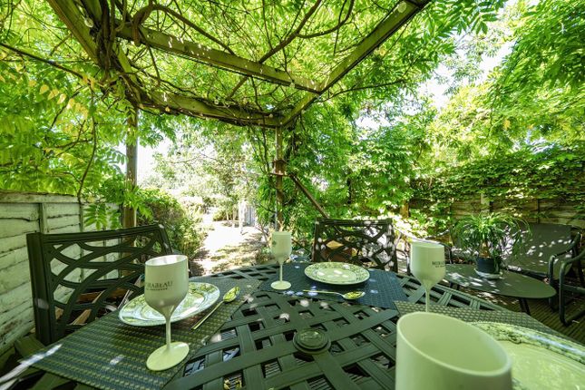 111, Abbey Grove, Abbey Wood photo 3