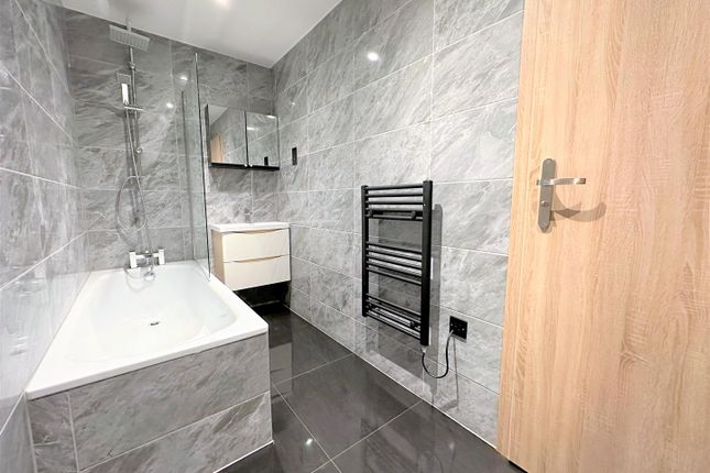 27 Cooper House, Silvester Street, Hull photo 3