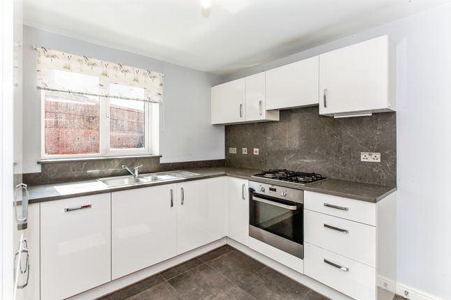 74, Darsdale Drive, Wellingborough photo 4