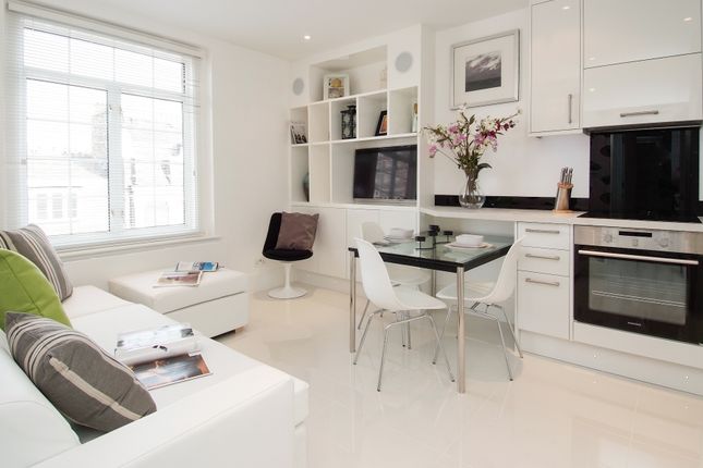 Flat for sale in Marble Arch Apartments, Harrowby Street