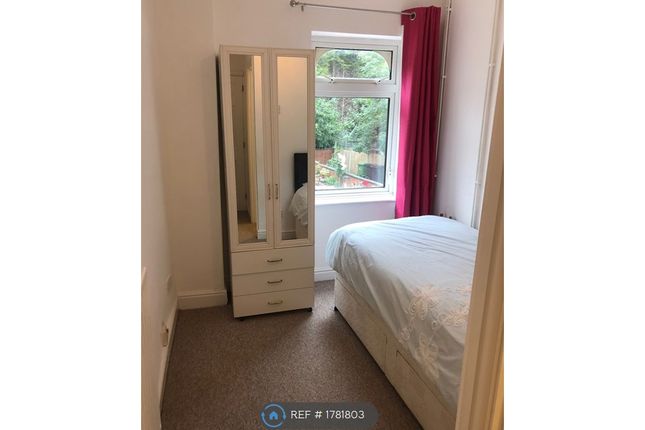 Thumbnail Room to rent in High Street, Nuneaton