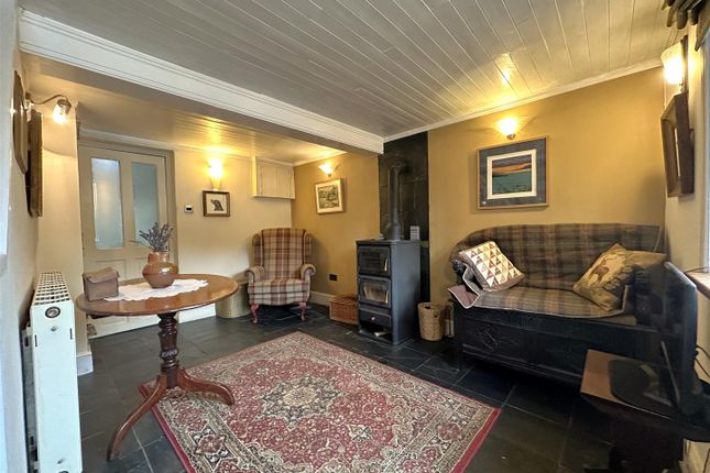 Sitting Room 990