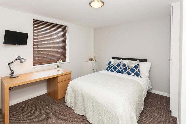 51, Minny Street, Cardiff photo 2
