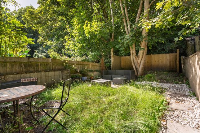 89a Ditchling Rise, Brighton photo 2