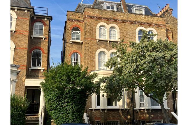 Thumbnail Flat for sale in Victoria Rise, Clapham