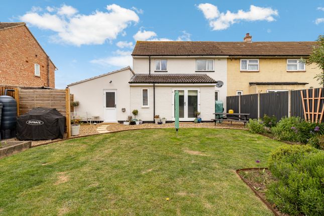 11 Gray Drive, Swanton Morley, Norfolk photo 2