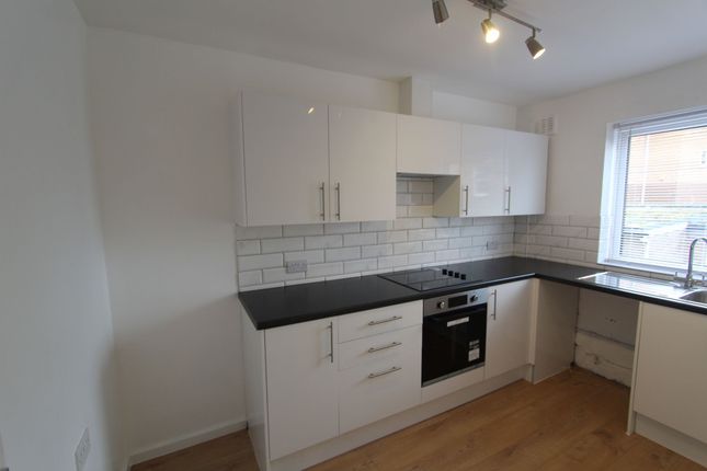 2 Glencroft Dobbin Hill, Sheffield photo 2