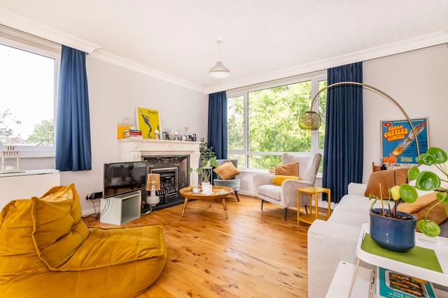 Flat 10, Braemar House, 10, Manor Road, Teddington photo 3