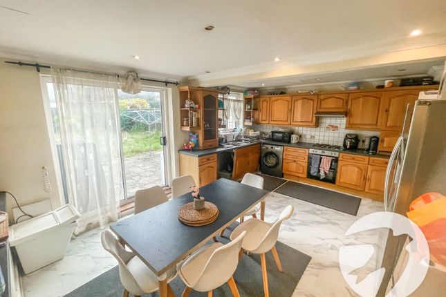 888, Sidcup Road, London photo 2