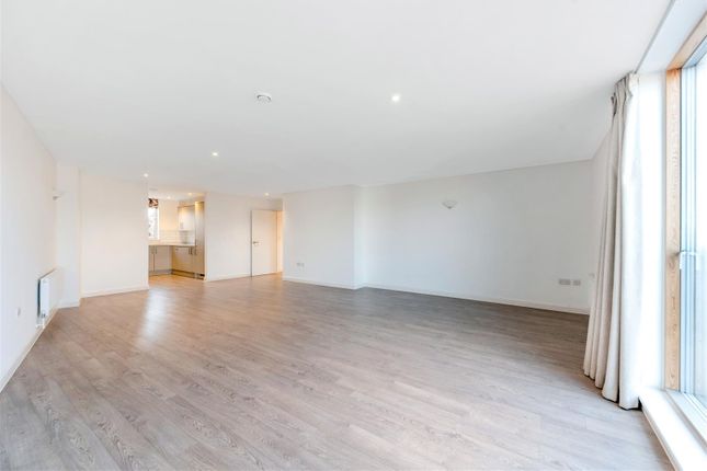Thumbnail Flat to rent in Eastnor Road, New Eltham, London
