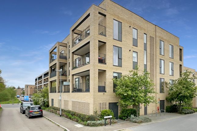 Thumbnail Flat for sale in Forbes Close, Trumpington, Cambridge