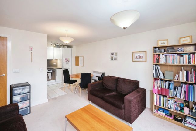 Apartment 65,, Centenary Plaza, Birmingham photo 4
