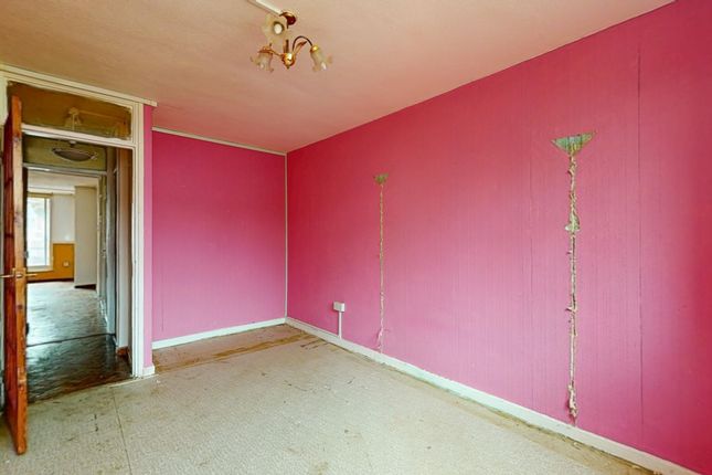 Flat F, 74 Darenth Road, Stamford Hill, London, N16 6Ed