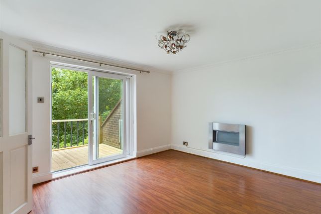 19, Kenilworth Close, Brighton photo 3