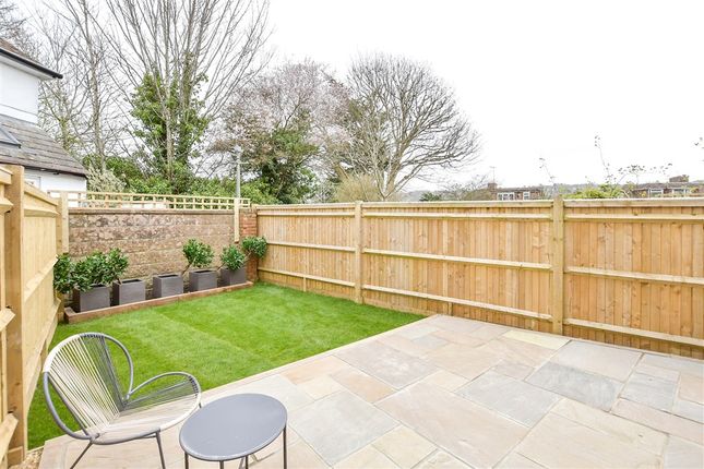 Overhill Drive Patcham, Brighton photo 4