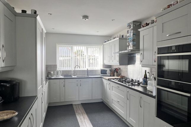 7, Bosigran Place, St. Austell photo 2