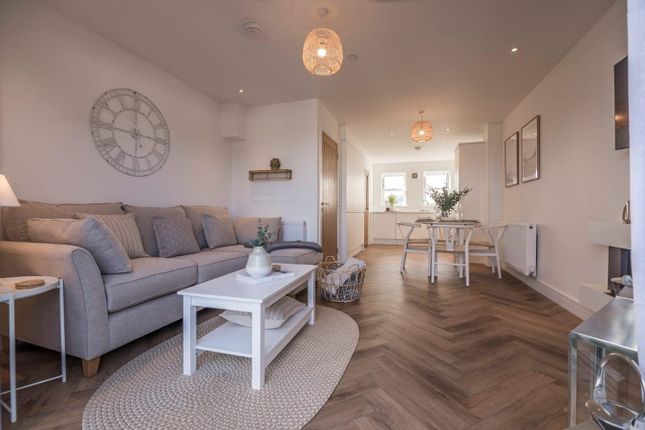End terrace house for sale in New Hedges, Tenby