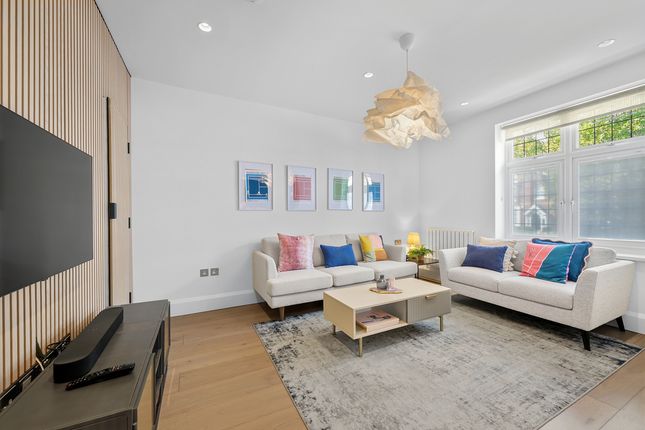 29, Ridgway, London photo 3