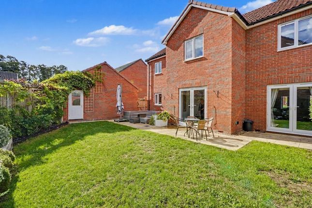 61 Glebe Drive, Newmarket photo 3