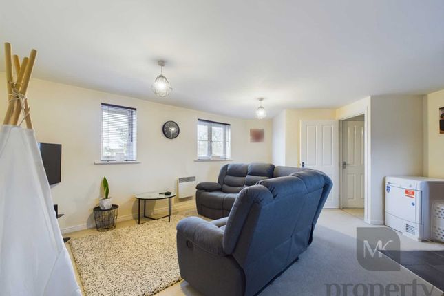 Flat for sale in Randall Drive, Oxley Park