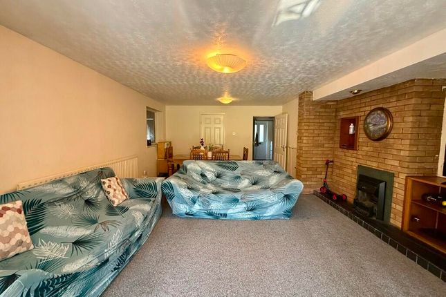 27, Appledore Road, Walsall photo 5