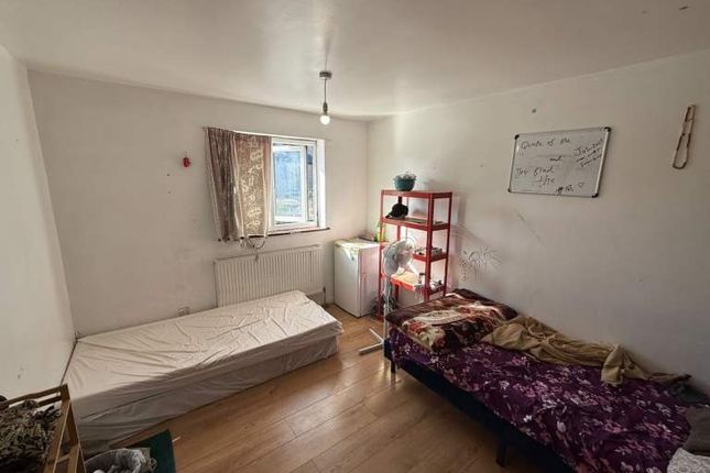 Lathom Road, London photo 2