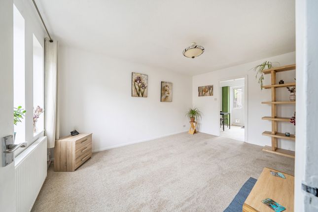 23, Parry Close, Somerset photo 2