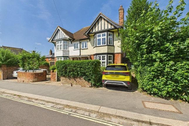 5-bed house on 7, Vyne Road, Hampshire, £625,000