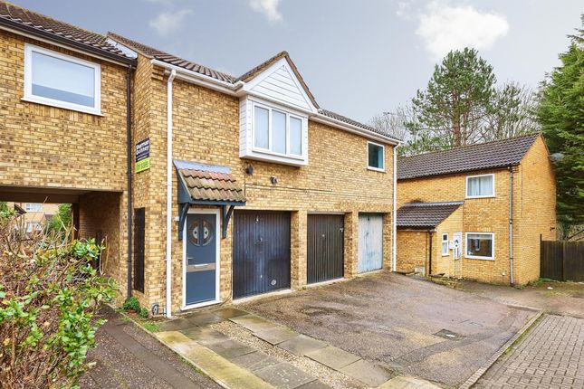 2-bed flat on 32, Linnet, Peterborough, £170,000